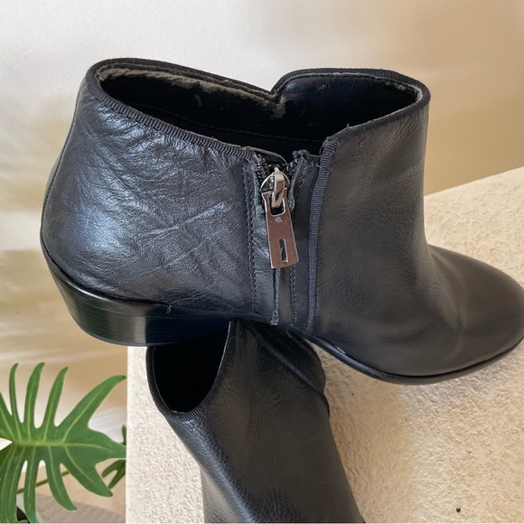 Sam Edelman Black Leather Booties, Size 37 European. - Picture 12 of 14